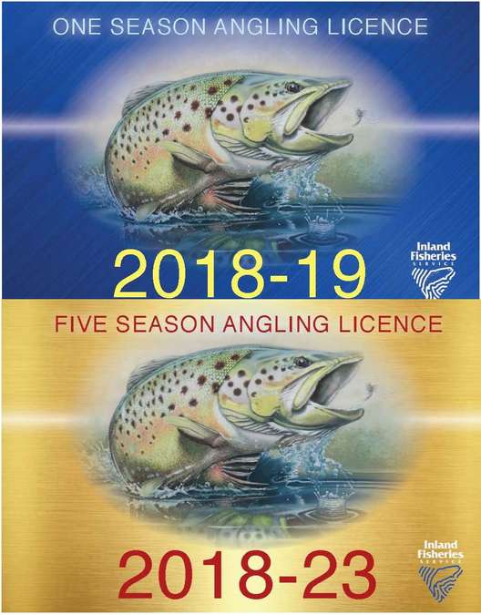 An image of the 2018-19 one season licence card and the 2018-23 five season licence card.